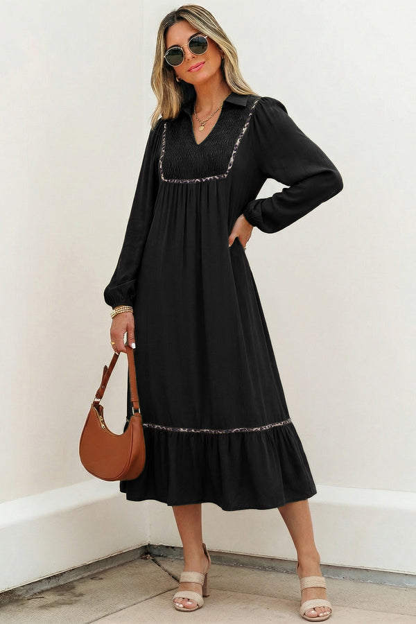 Robe femme léopard, smocké, manches bracelet, col V — noir