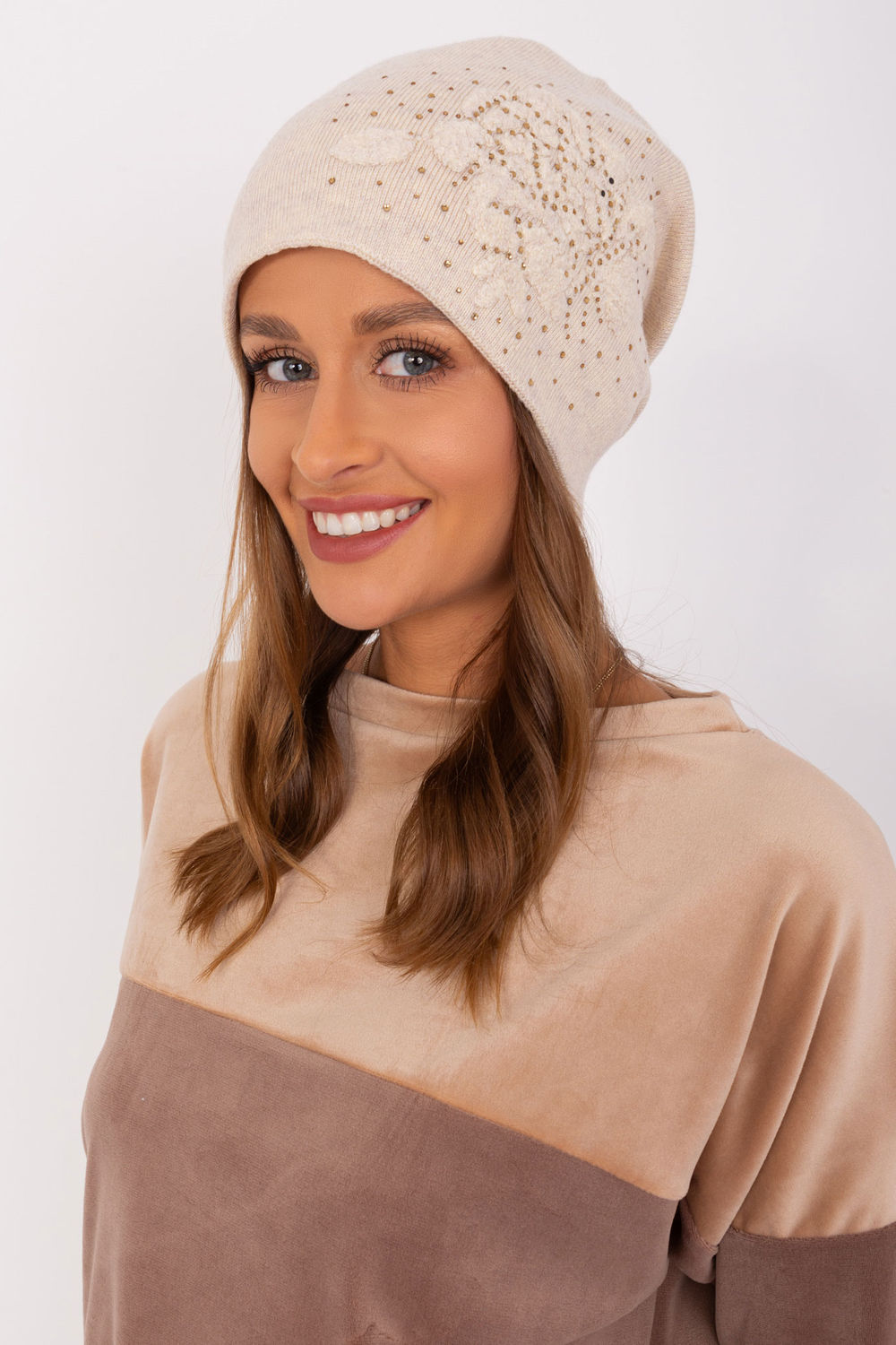 Bonnet femme AT — beige