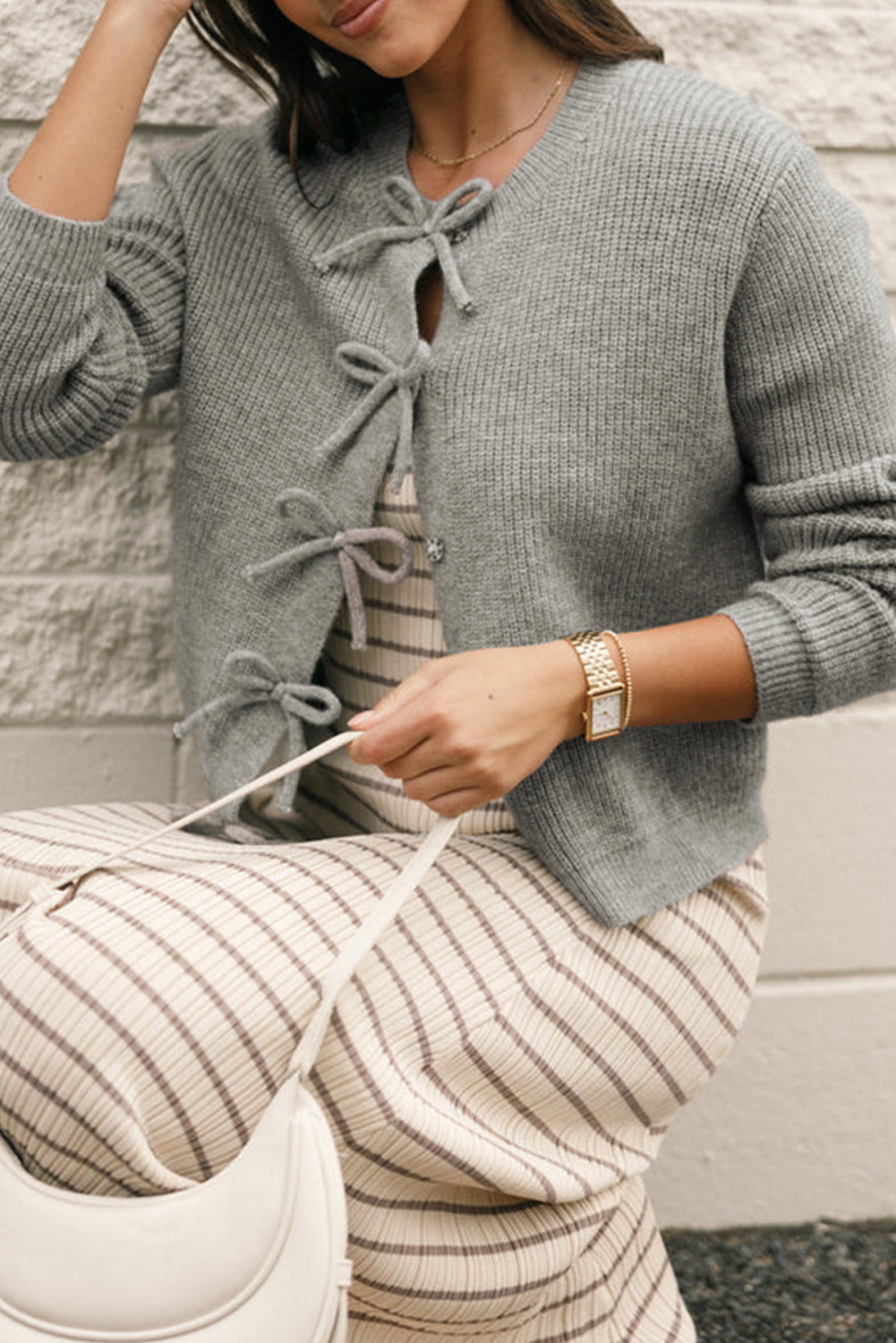 Philippine Gray Ribbed Knit Bow Front Buttoned Cardigan femme