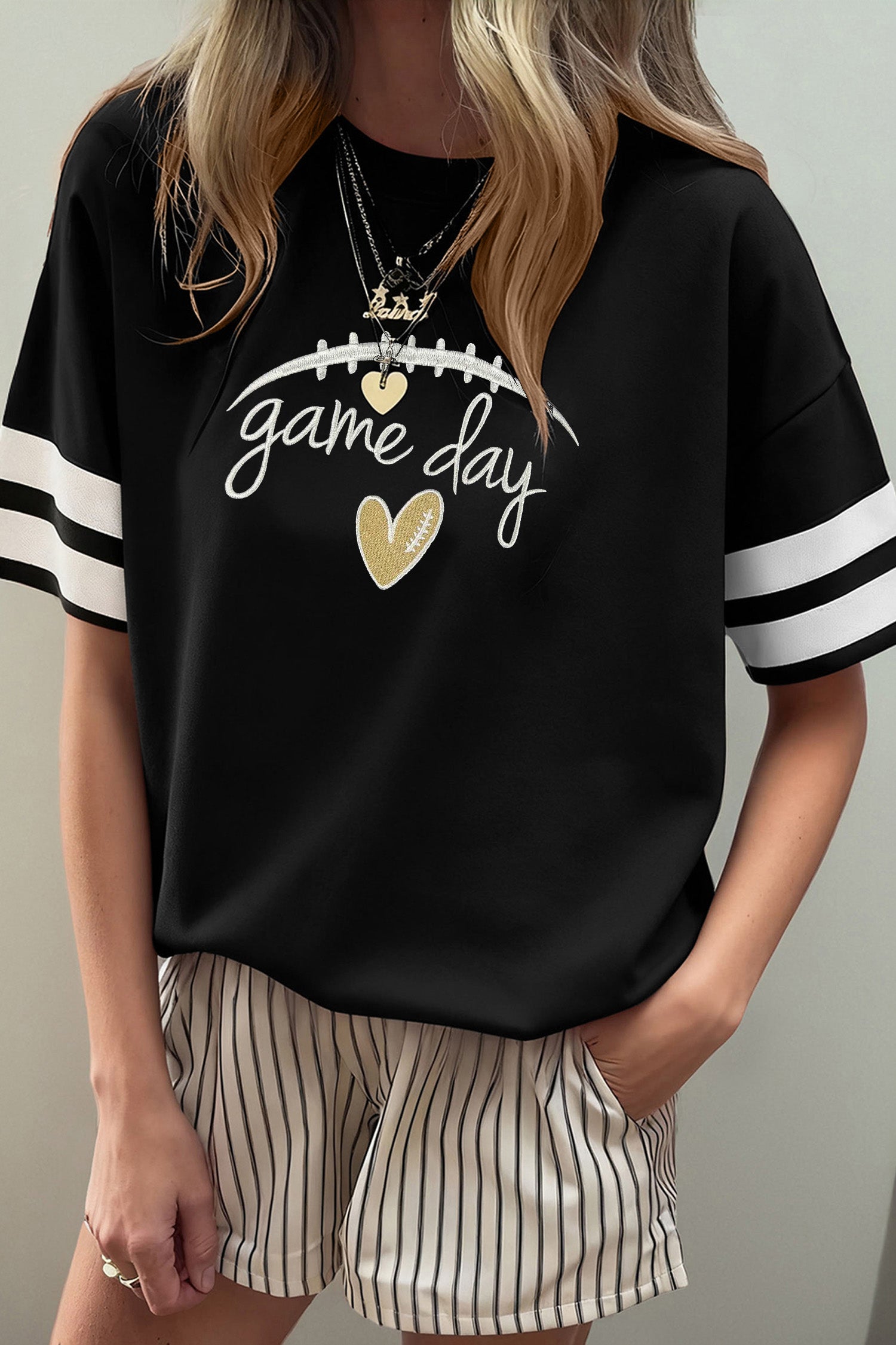 T-shirt femme brodé, casual — noir