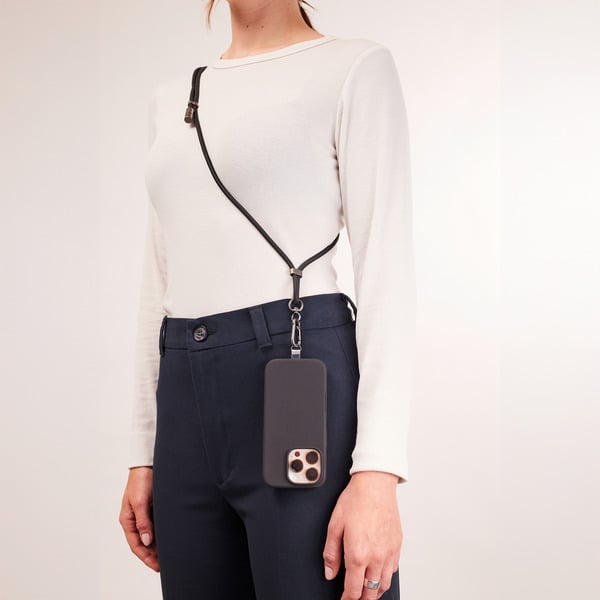 (€ 7,53 / 1 m) Intenso Handykette und Lade-/Datenkabel Cell Phone Charging Lanyard - (€ 7,53
                                / 1 m) - vue 16