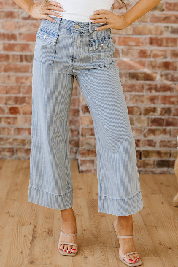 Jean femme rayé, boutonnée, poches, jambe large — bleu ciel