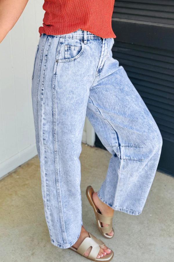 Beau Blue Light Washed Pull On Barrel Jeans femme