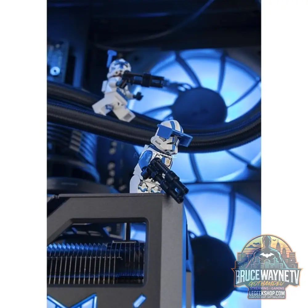 Custom PC Series • iCUE Blue Elements Gaming-PC — vue 5