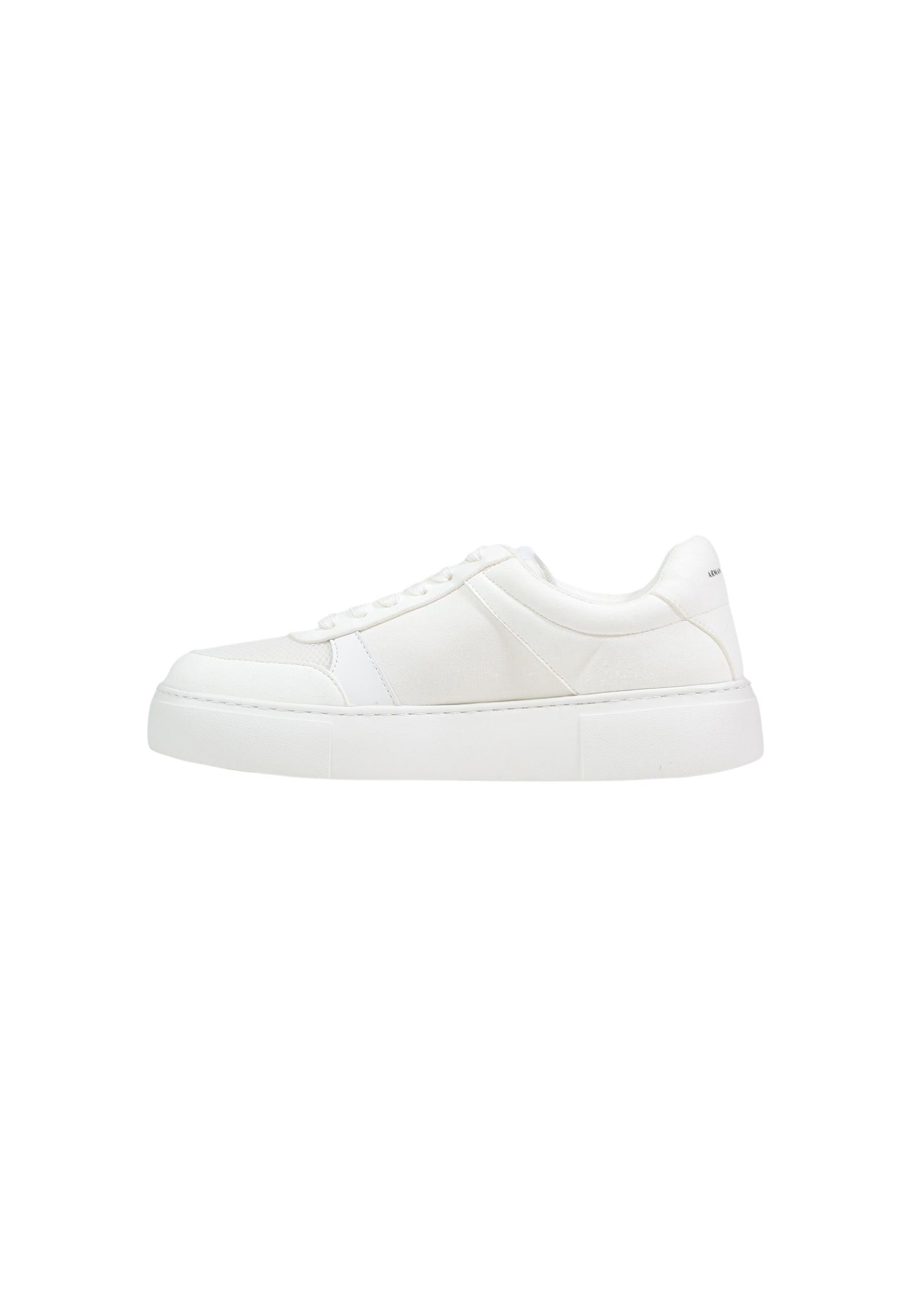 Armani Exchange Baskets femme — white