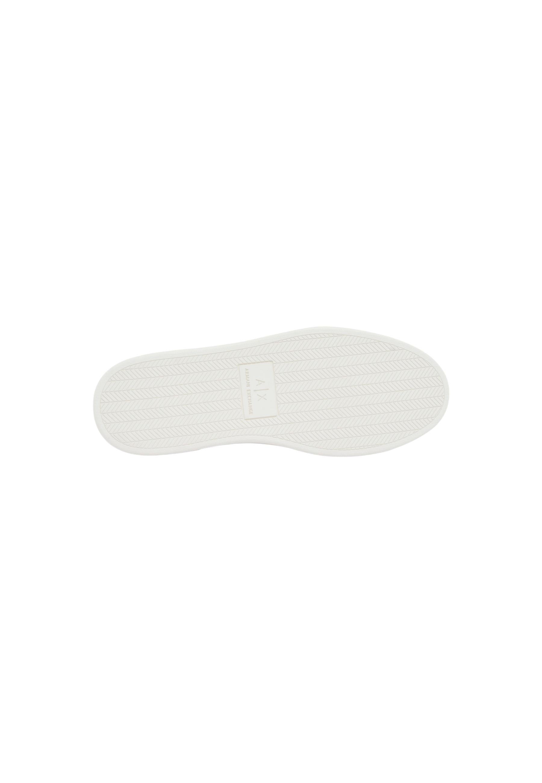 Armani Exchange Baskets homme — white