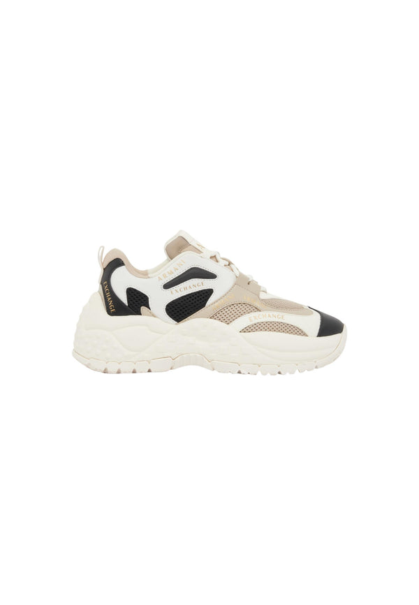 Armani Exchange Baskets femme — beige