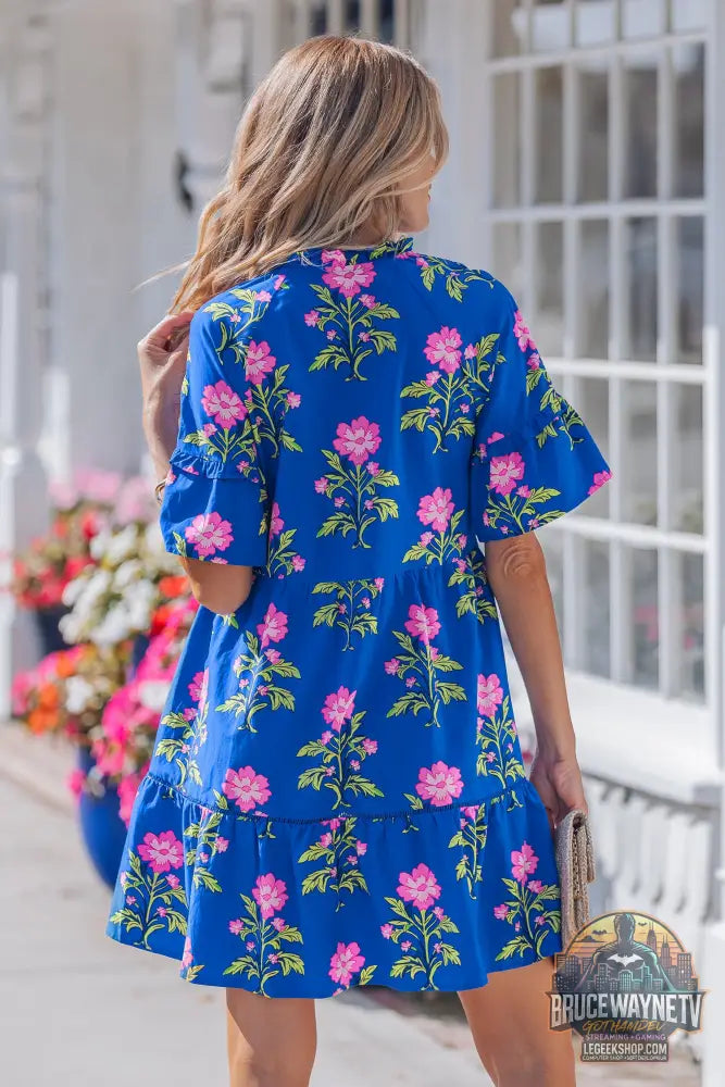 Robe à fleurs ample bleue à col en V et manches courtes - Dresses/Floral Dresses