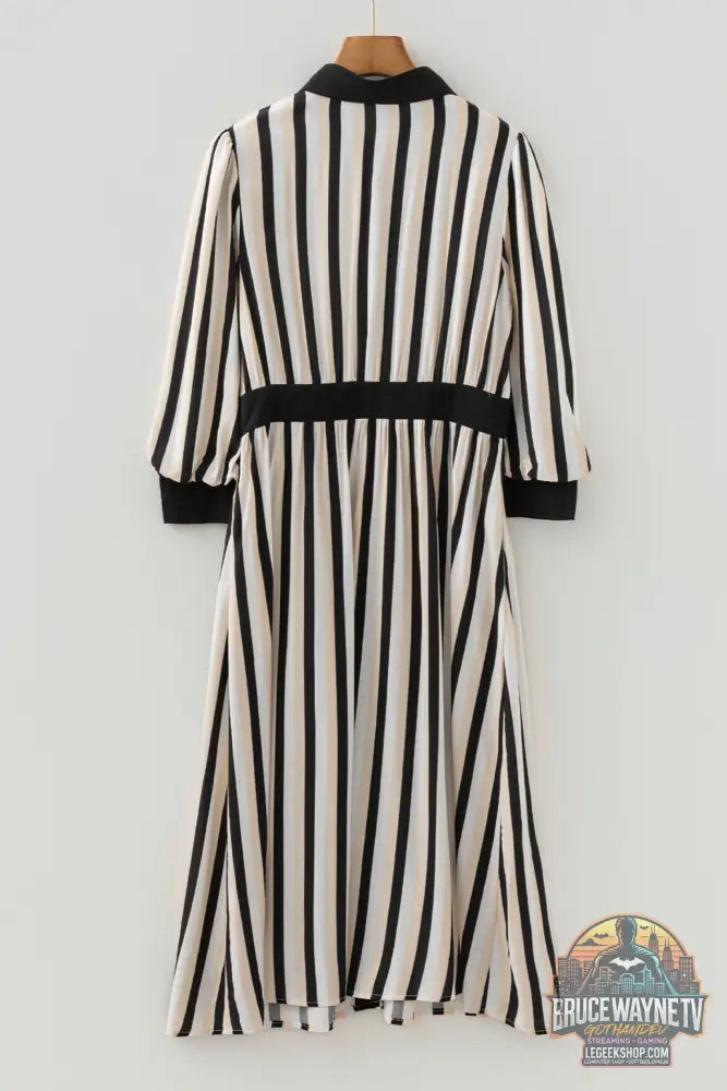 Robe mi-longue boutonnée noire à rayures et manches 3/4 bouffantes - Dresses/Midi Dresses